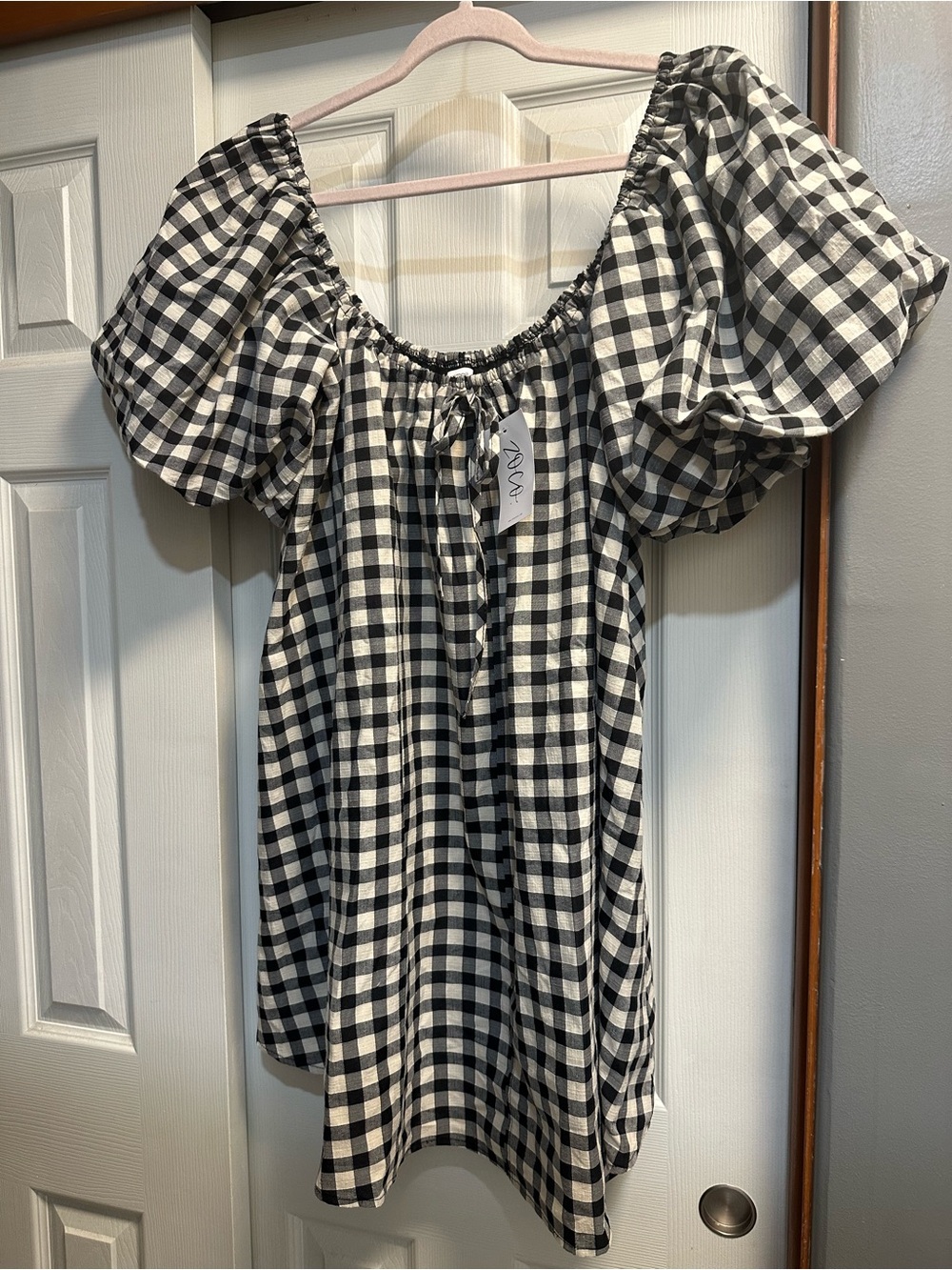 Black & White Gingham Puff-Sleeve Tunic Dress